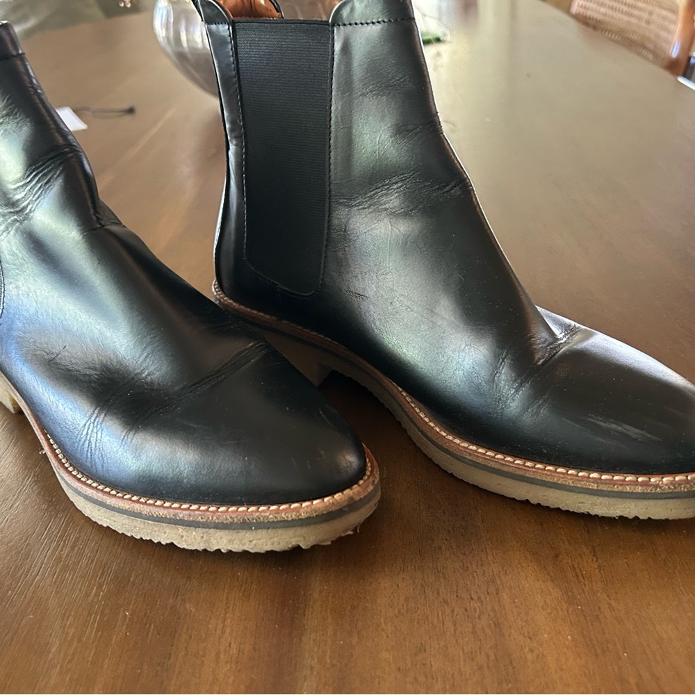 Everlane Black Leather Ankle Boots